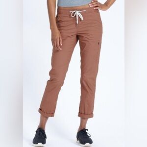 Vuori Womens Ripstop pants size XS